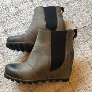 Women’s Sorel Boots Size 5.5